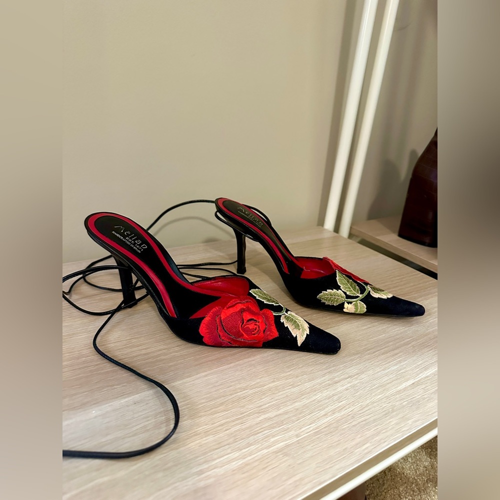 Mèlian Embroidered Heels